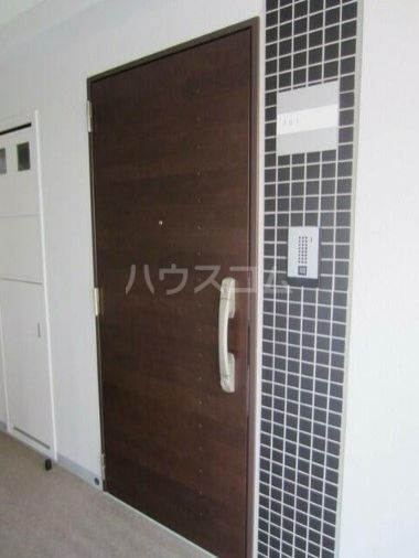 エクセレントプレイス武蔵小杉の玄関写真