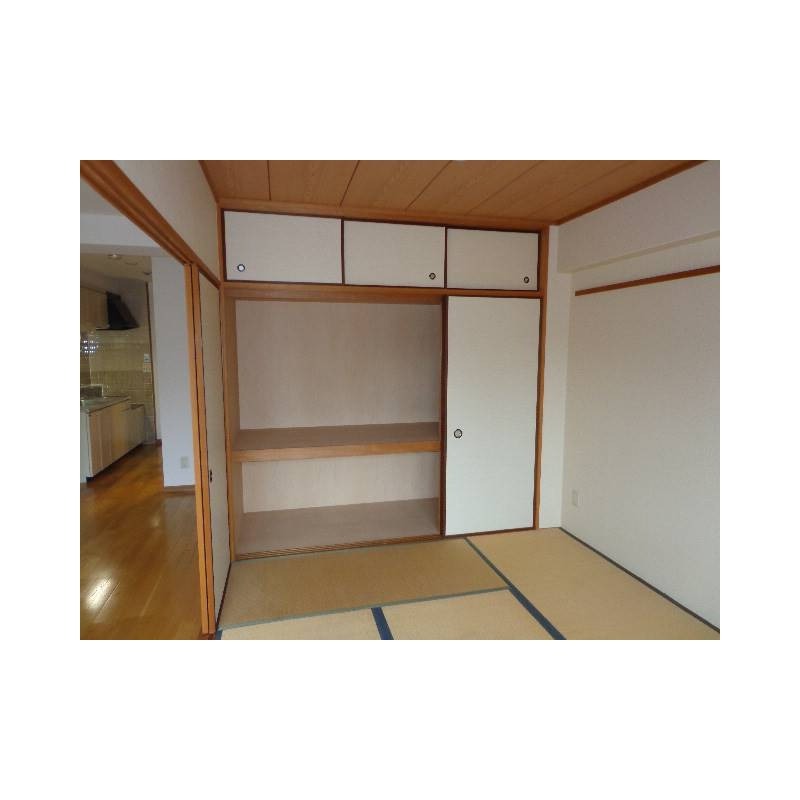 収納　収納　押入れ