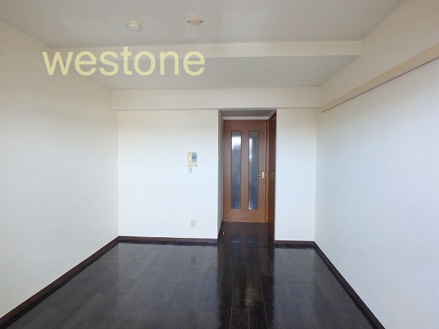居室・リビング　明るいお部屋です