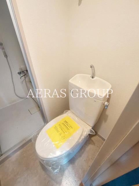 トイレ　内装工事中の写真です