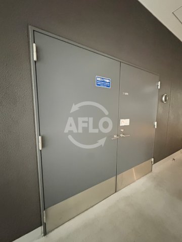 その他共有部分　プレサンスタワー北浜　アプローチ