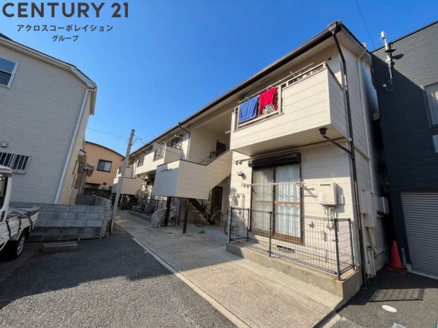 建物外観　モニター付きインターホンで安心です♪