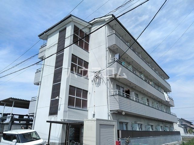岐阜市下奈良のマンションの建物外観