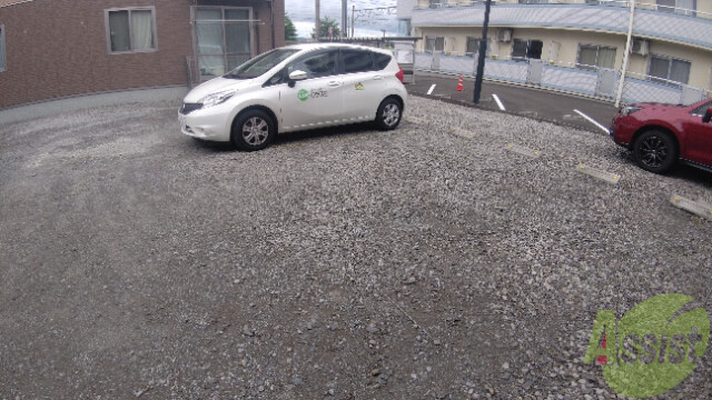 【仙台市宮城野区福住町のアパートの駐車場】