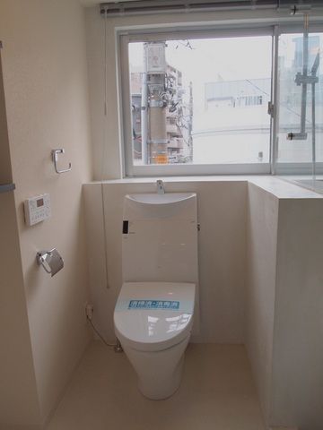 【藤沢市藤沢のマンションのトイレ】