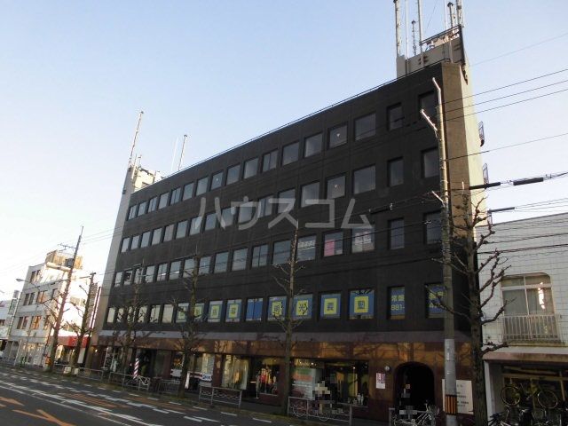 京都市右京区常盤窪町のマンションの建物外観