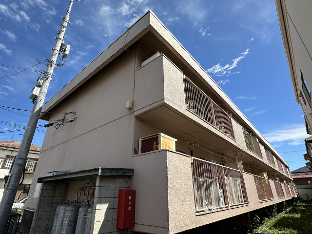 小嶋ハイム１号館の建物外観