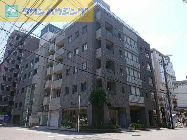 【千葉市中央区弁天のマンションの建物外観】