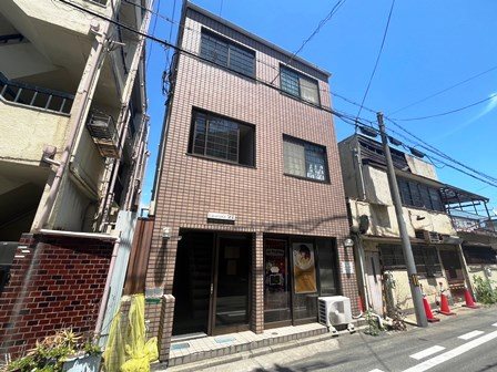 尼崎市南竹谷町のアパートの建物外観