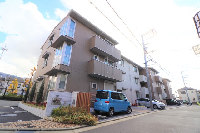 建物外観　フルリール