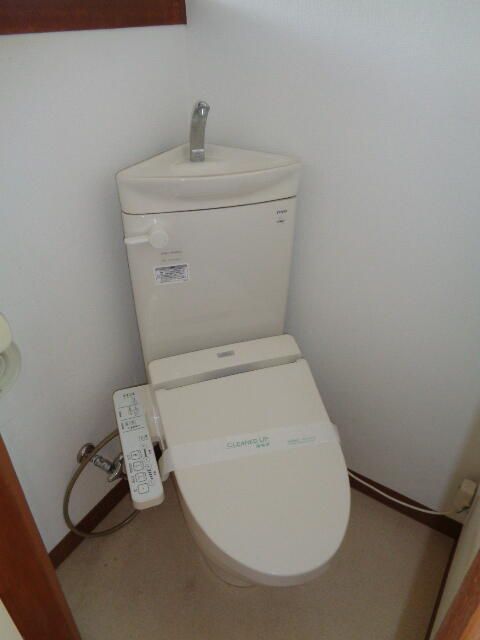 トイレ　トイレもきれいです