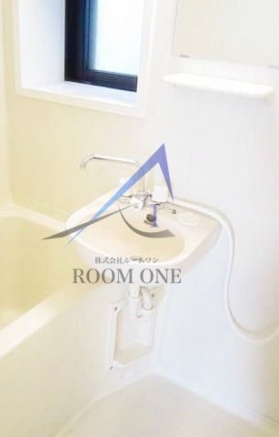 洗面設備　洗面台です。