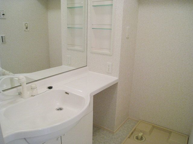 洗面設備　♪人気の独立洗髪洗面台♪