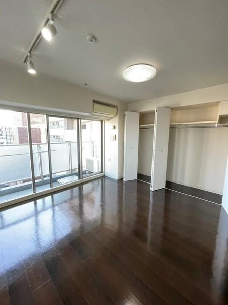 居室・リビング　洋室・照明付き