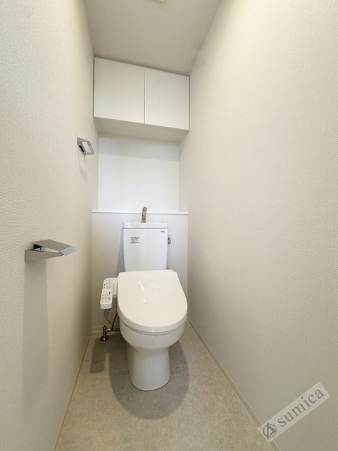 トイレ　温水洗浄便座