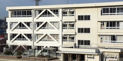 小学校　寝屋川市立木田小学校（小学校）まで825m