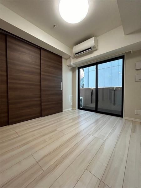 居室・リビング　こちらのリビングで趣味の時間をお楽しみください