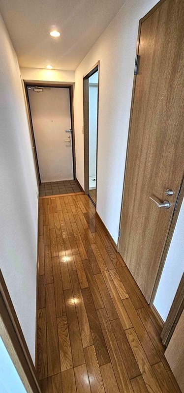 玄関　別部屋同間取