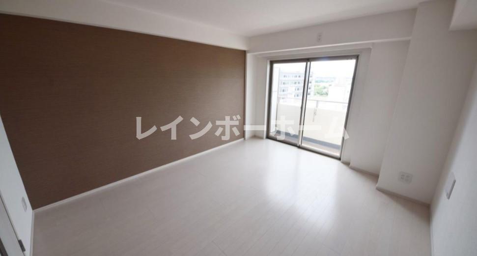 居室・リビング　こちらの居間で趣味の時間をお楽しみください