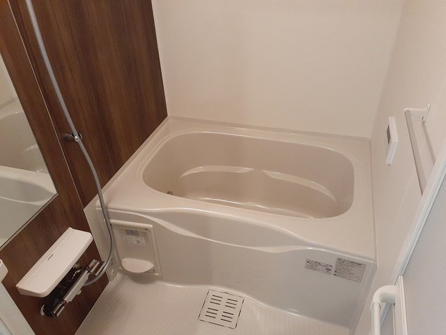 バス・シャワールーム　きれいなお風呂です