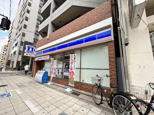 コンビニ　ローソン（コンビニ）まで110m