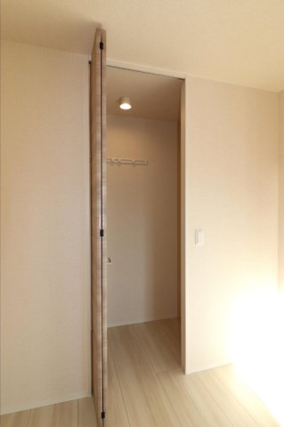 収納　クローゼット