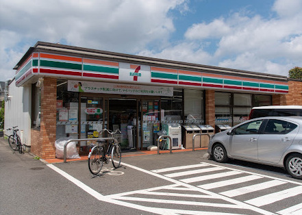コンビニ　セブンイレブン 練馬西大泉3丁目店（コンビニ）まで486m