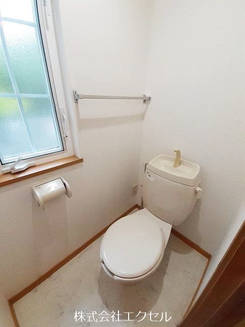 トイレ　清潔感のあるトイレです。