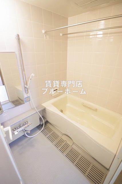 バス・シャワールーム　素敵な浴室です！