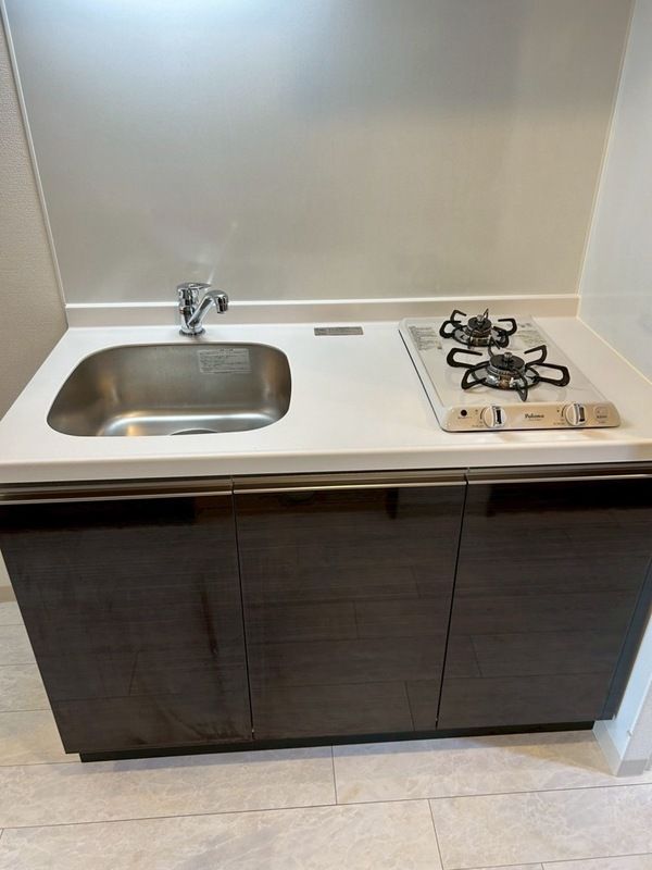 キッチン　同物件別部屋写真
