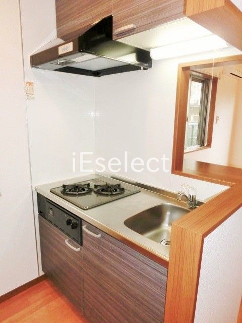 キッチン　お料理しながらＴＶも観れますね