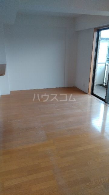 ANESIS KAPPA DUOの居間写真