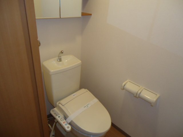 シャルマン・ラティールのトイレ写真