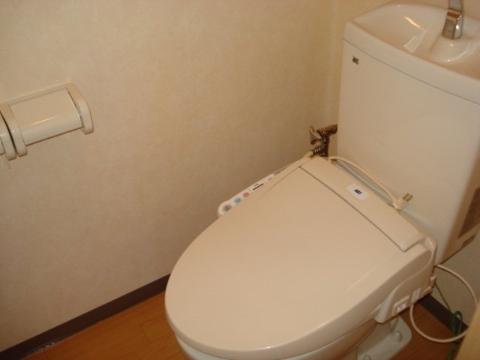 トイレ　トイレ