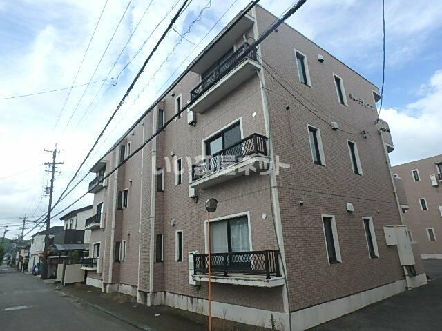 キューラティフVのその他写真