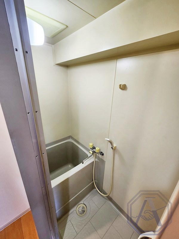 ＪＲ大阪環状線 鶴橋駅 徒歩7分 8階建 築29年の風呂写真