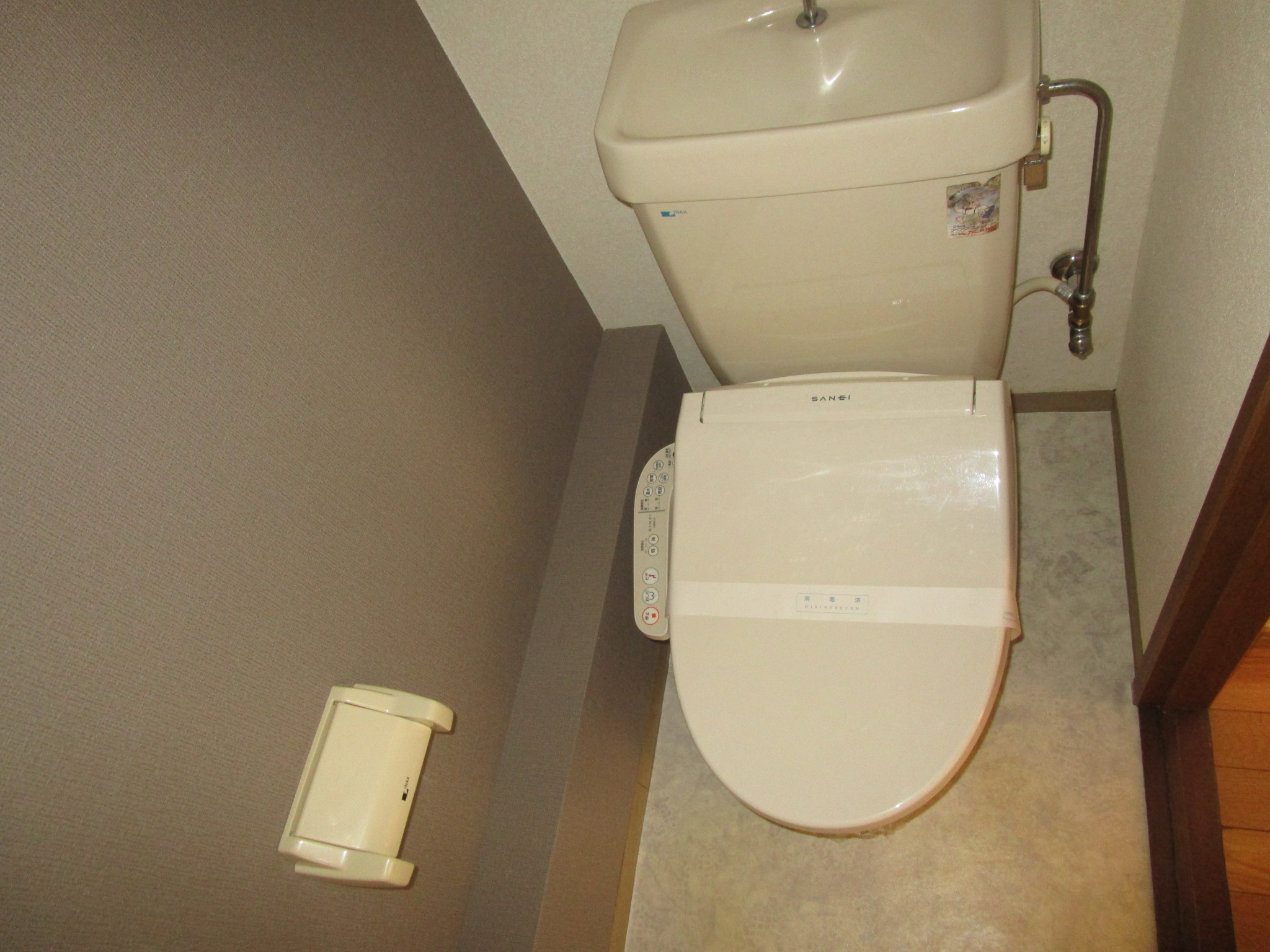 トイレ　ウォシュレット付き！