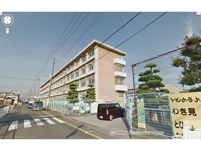 中学校　福山市立一ツ橋中学校（中学校）まで1754m