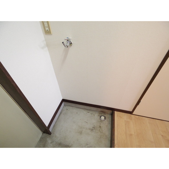 洗面設備　室内洗濯機置き場