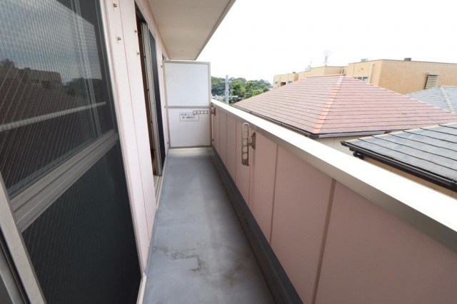 バルコニー　現況優先