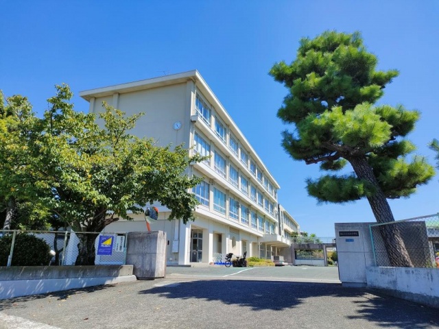 小学校　浜松市立追分小学校（小学校）まで251m