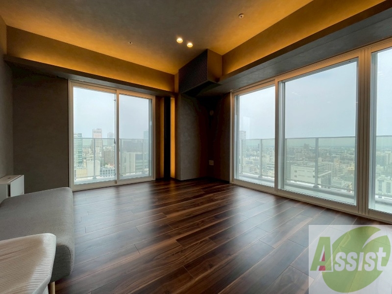 居室・リビング　広くてきれいなリビングです！快適に過ごせそうですね。