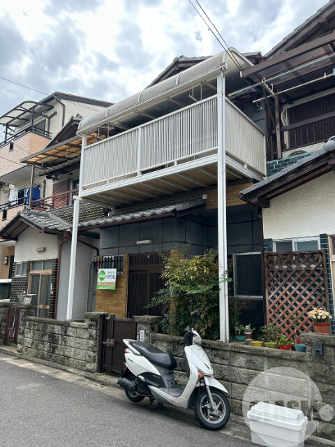 草尾戸建の建物外観