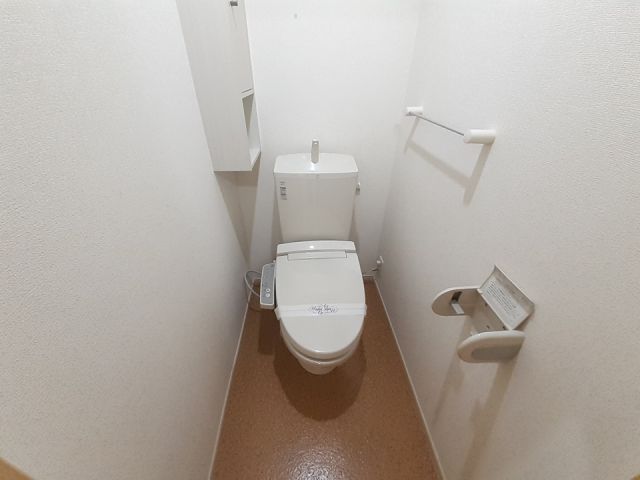 【朝倉郡筑前町上高場のアパートのトイレ】