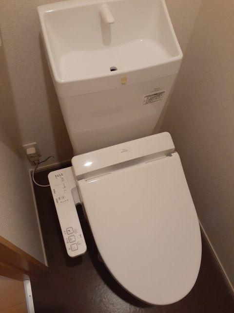 【エスペランスIIのトイレ】