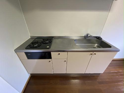 キッチン　設備・仕様は号室により異なる為、現況を優先致します。