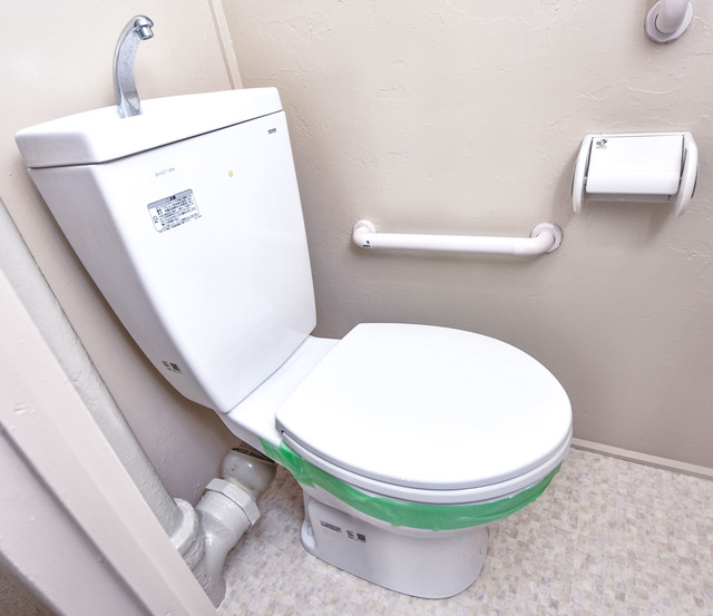 トイレ　トイレ