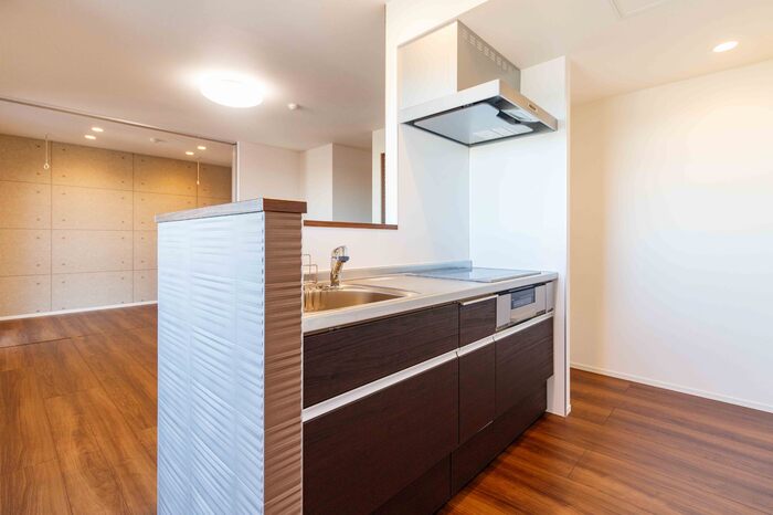 キッチン　対面システムキッチン