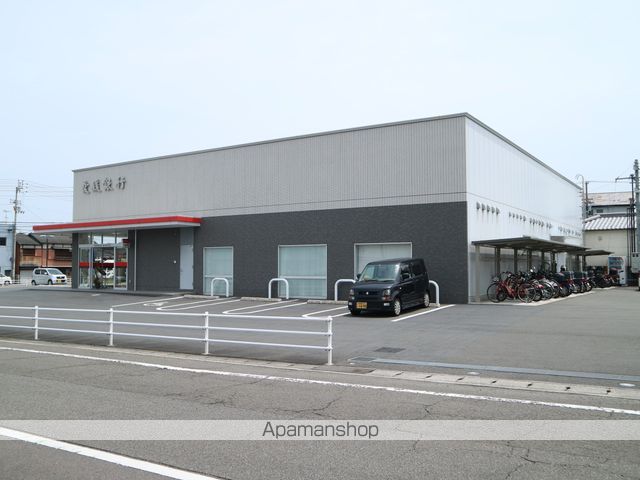 銀行　愛媛銀行泉川支店（銀行）まで150m