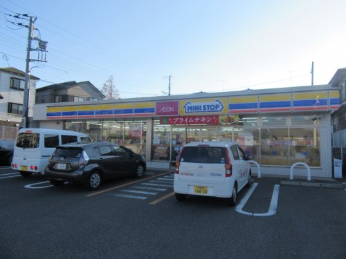 【千葉市花見川区検見川町のアパートのコンビニ】